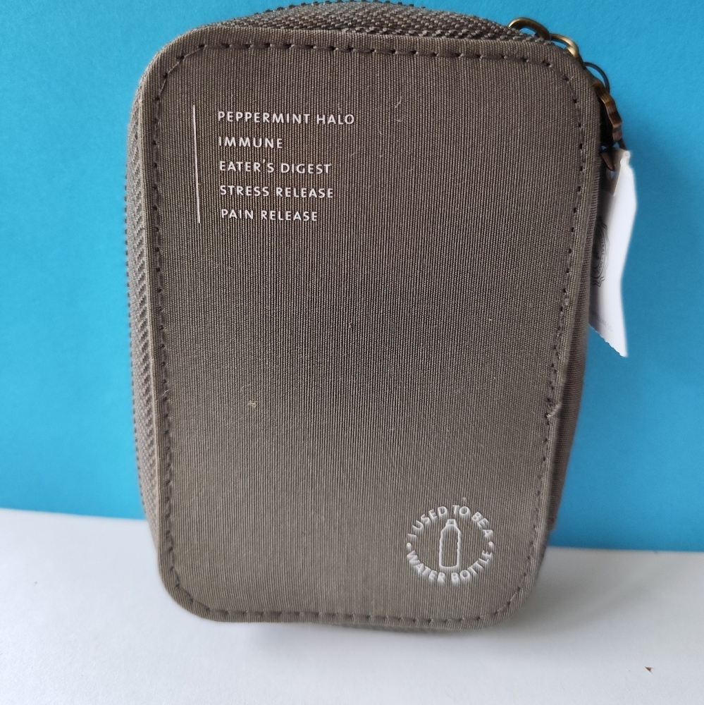 Free with $20 purchase🍭Saje Essential Oil Pocket Farmacy - Pocket only